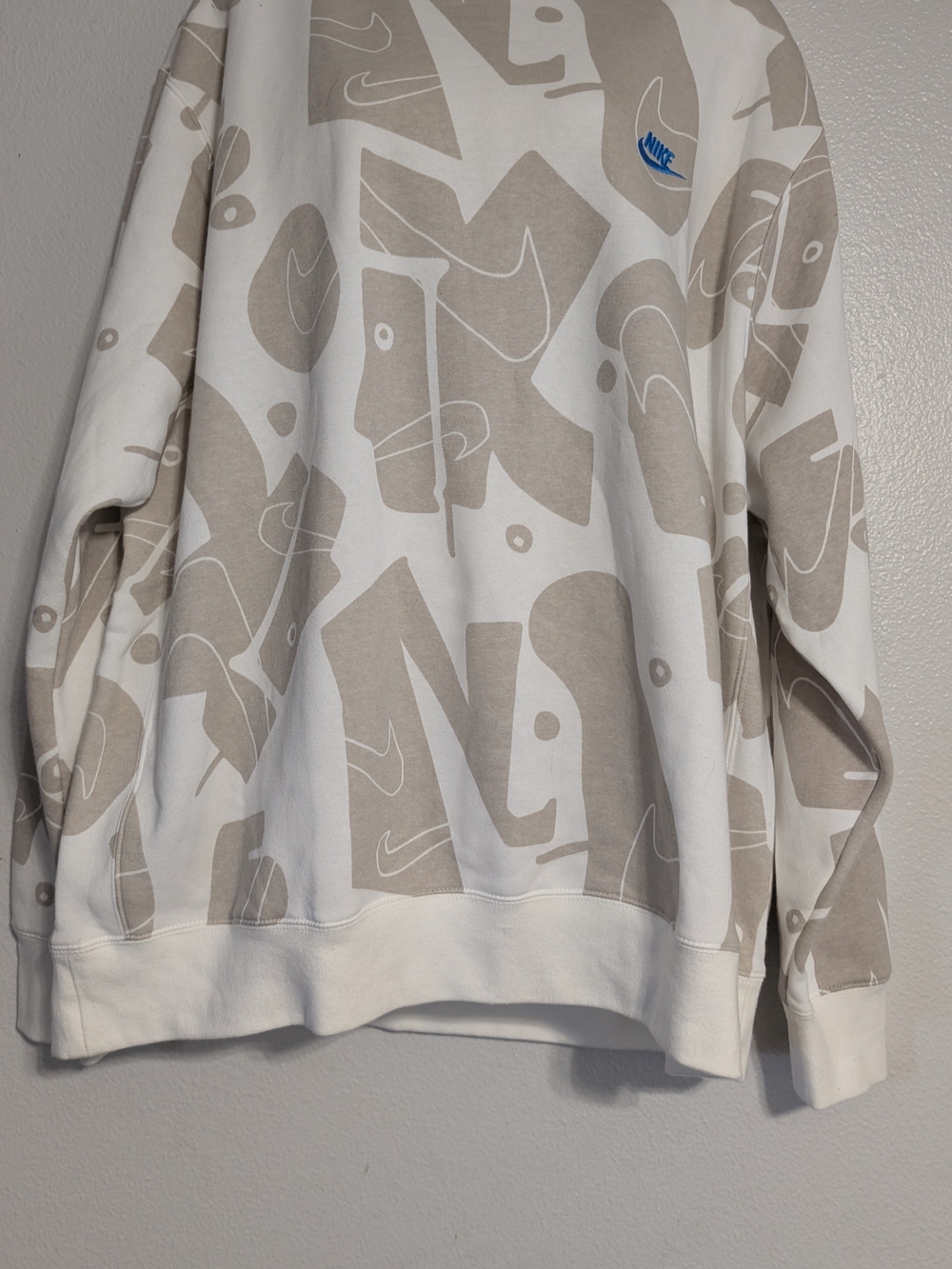 Nike Men’s Neutral Pattern Crewneck Sweater - White & Beige